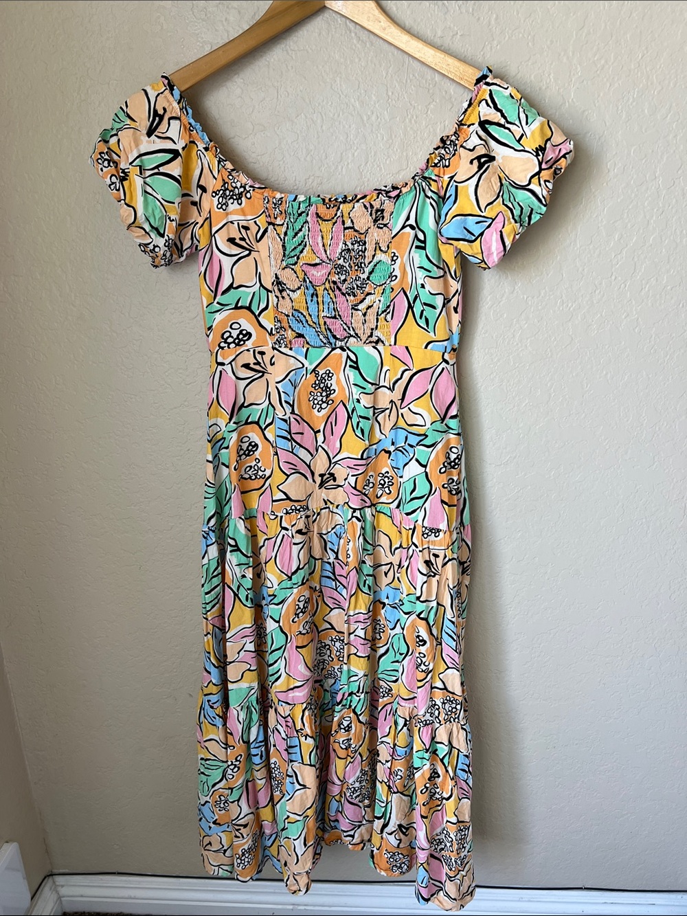 ASTR the label pastel floral saveria tropical button front midi dress - Picture 6 of 8